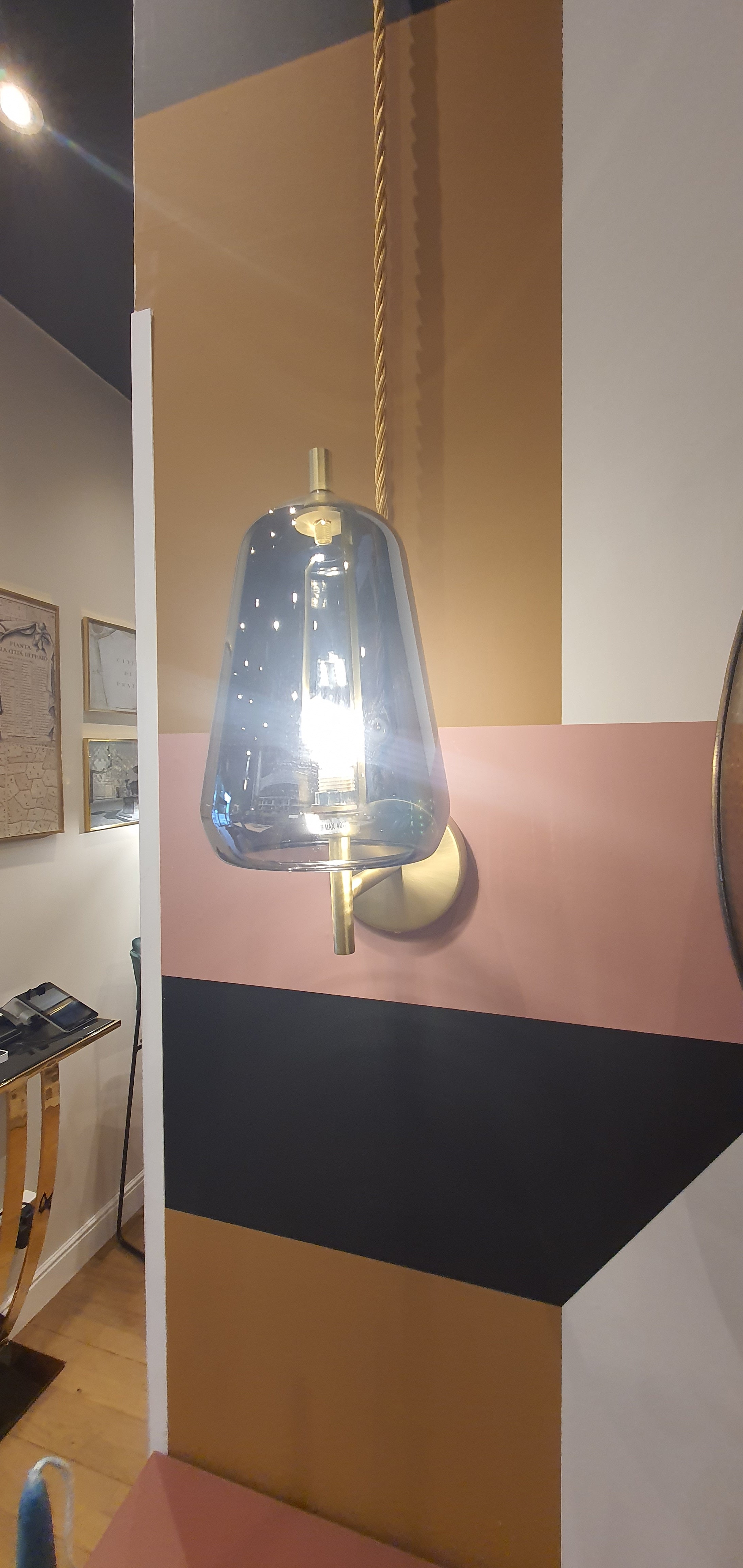 Lampada miloox da muro - esposizione MM7