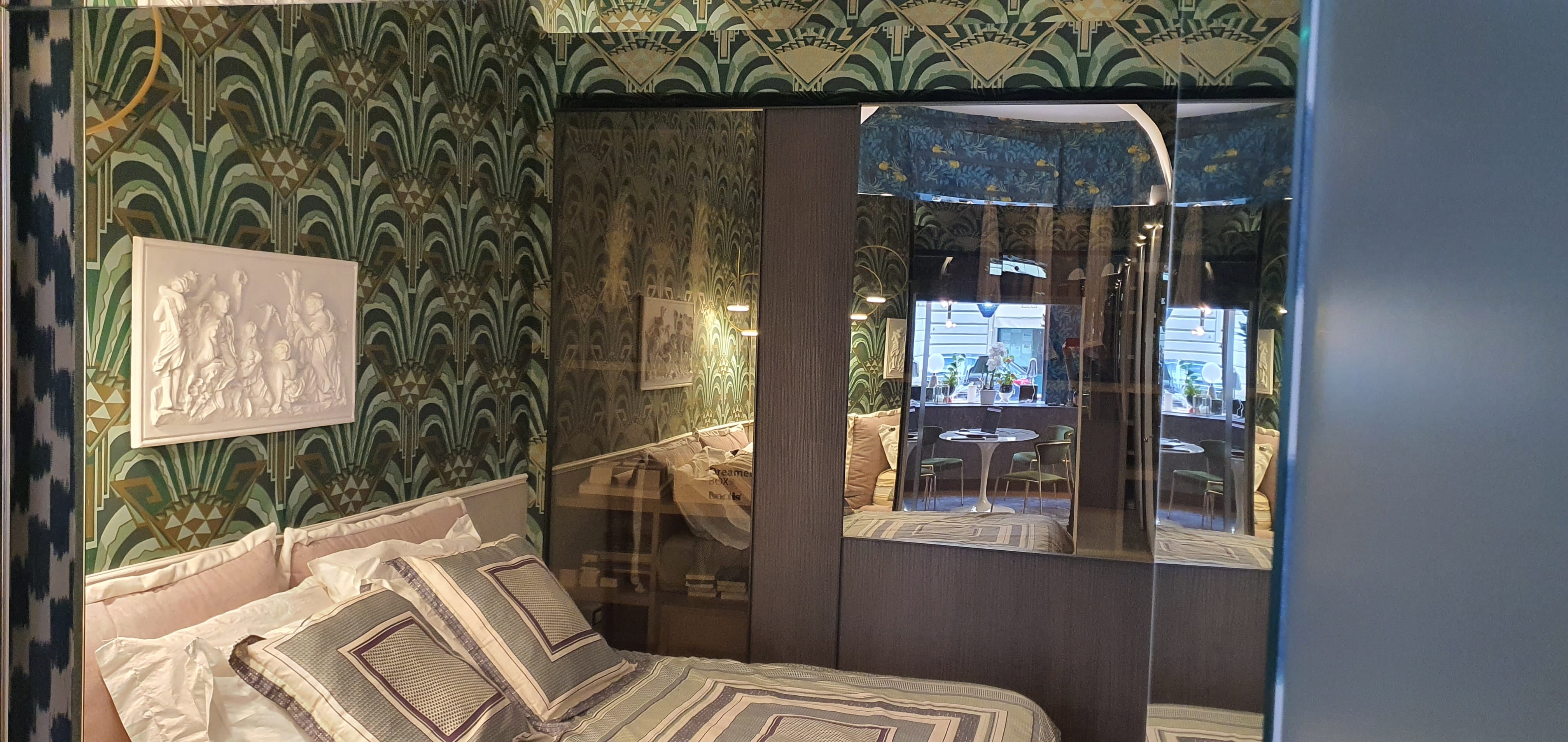 Armadio con Ante a Vetro e Rovere Scuro - esposizione MM4