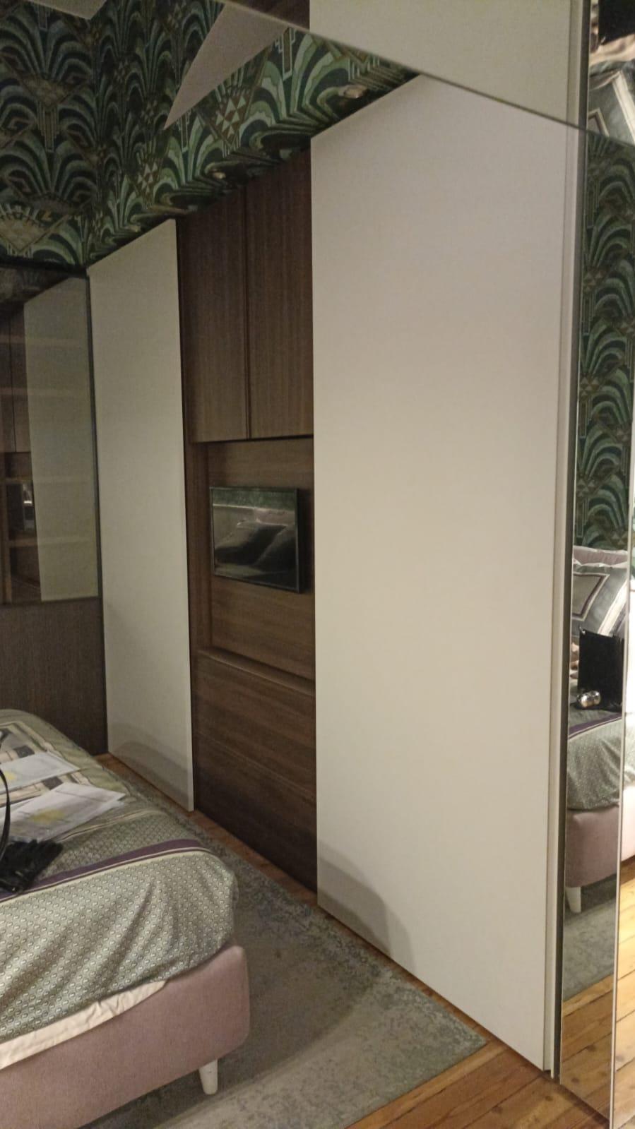 Armadio con vano tv OR - esposizione MM4