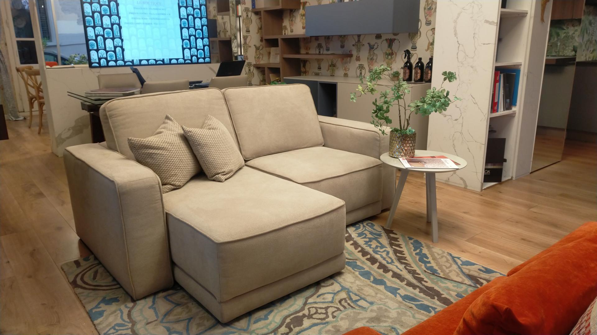 Divano Double con tessuto Cat C relax col. 25 - esposizione MM6