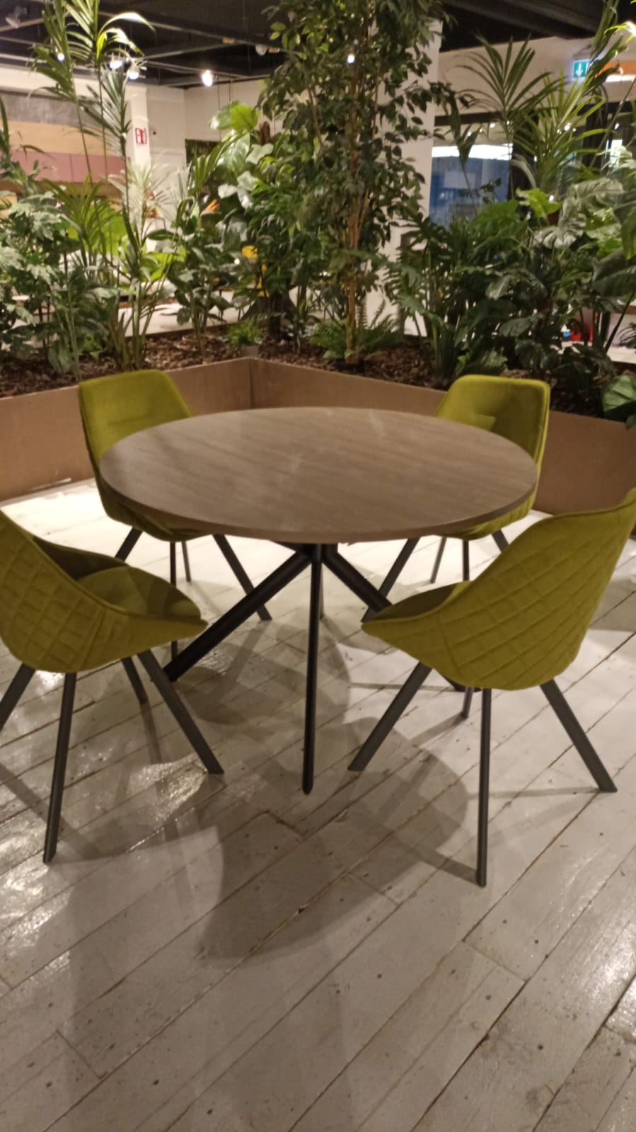 Tavolo Giove tondo allungabile- esposizione MM2