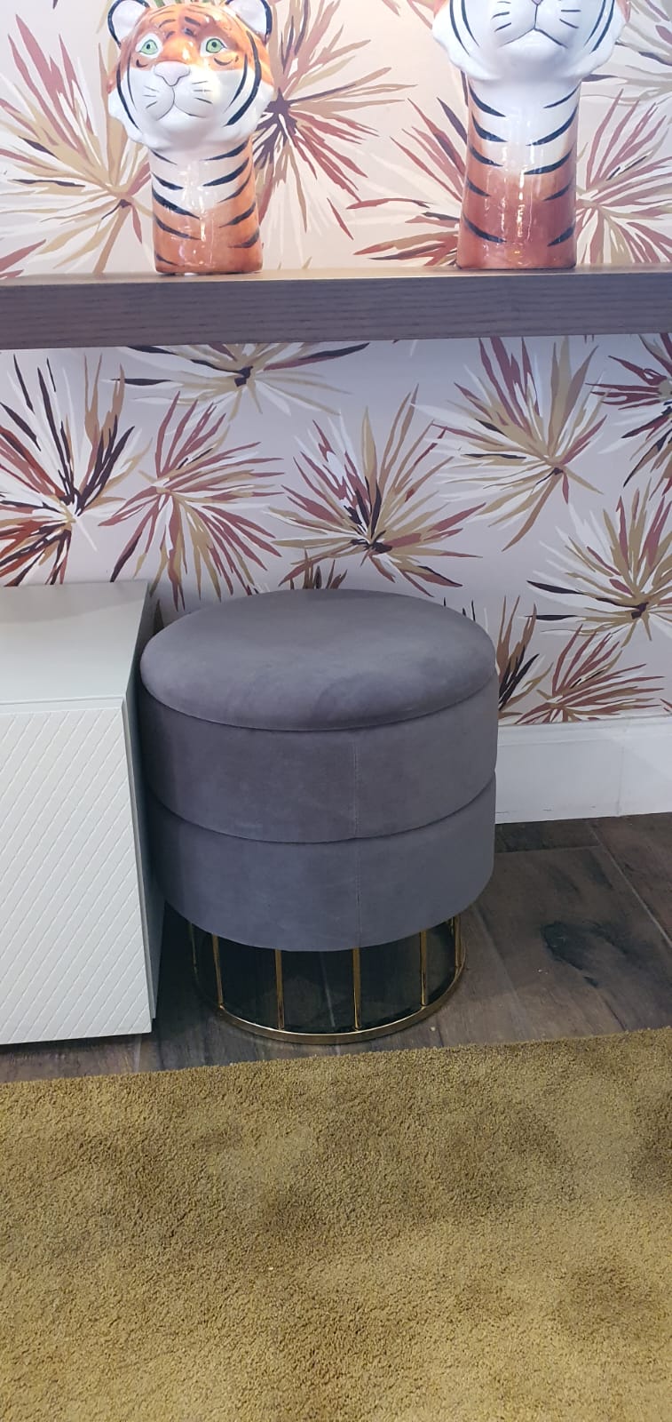 Pouf grigio - esposizione MM0