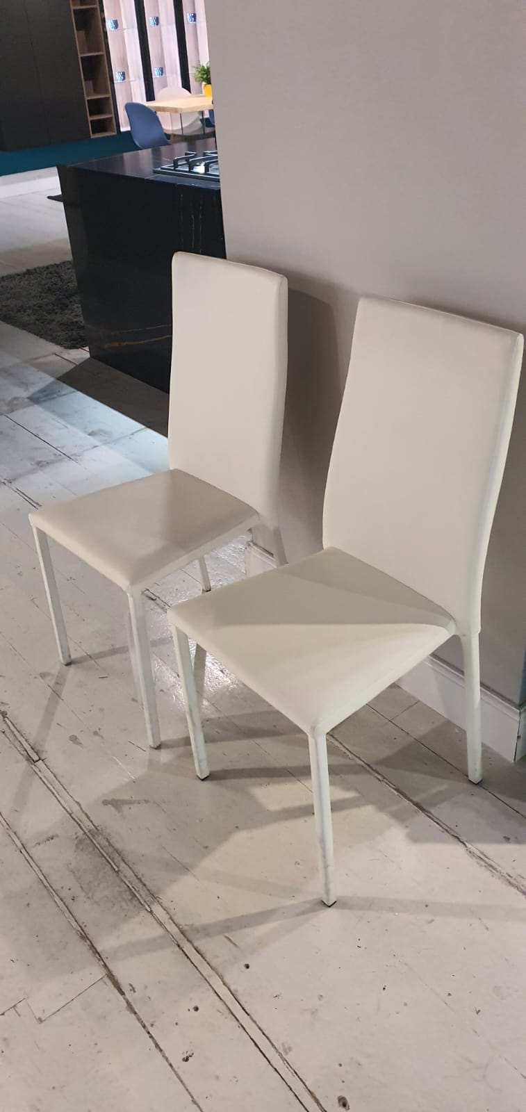 Sedia ecopelle (num 4) bianca Kids - esposizione MM1