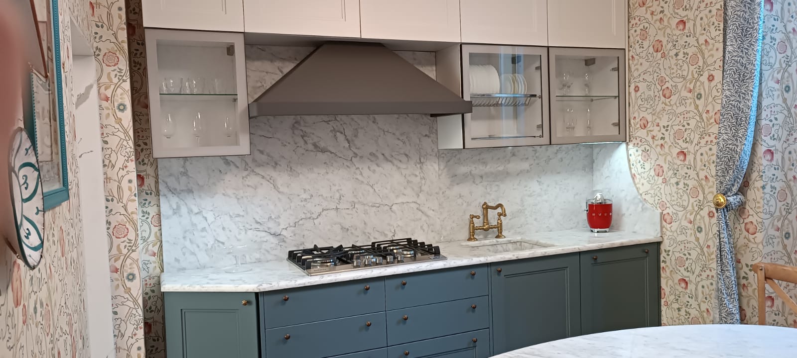 Cucina Meg con elettrodomestici Samsung - esposizione MM6