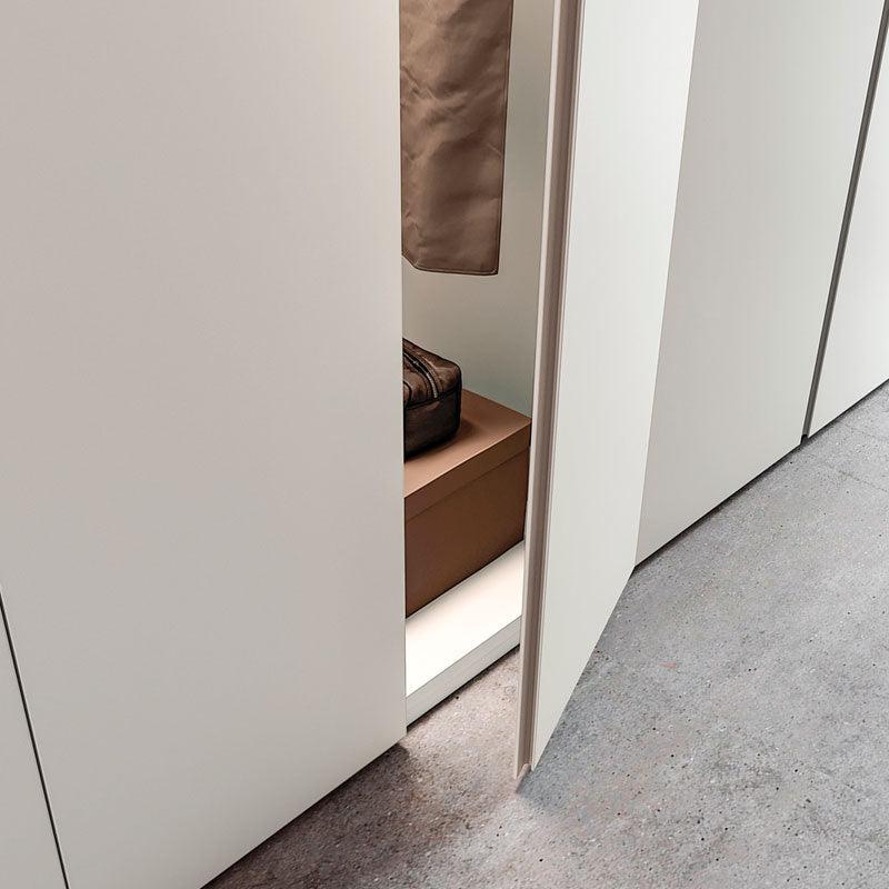 Wardrobe Wabi by Arredamento Italia - Santalucia, Tipologia_Armadio anta battente, Tipologia_Armadio anta scorrevole - Armadi - Arredamento Italia