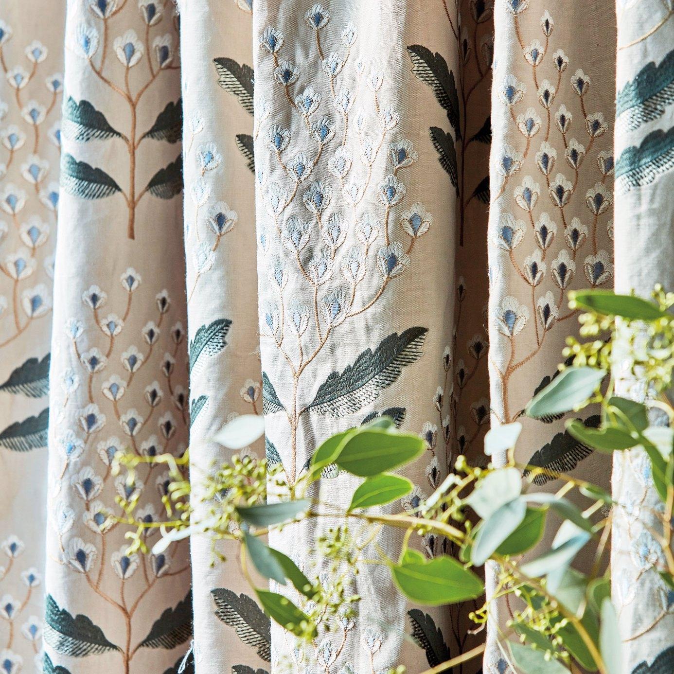 Tessuto Sanderson Bellis - Brand_Sanderson, Fantasia_Natura, Uso_Rivestimento cuscini, Uso_Tende - Tessuti - Sanderson