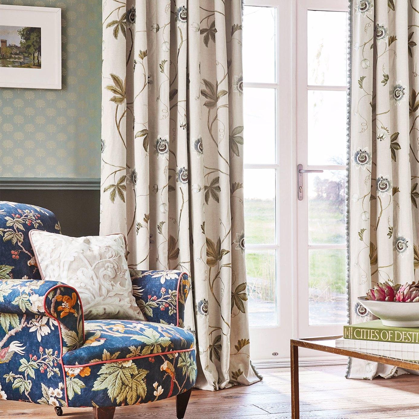 Tessuto Sanderson Passion Vine - Brand_Sanderson, Fantasia_Natura, Uso_Rivestimento cuscini, Uso_Tende - Tessuti - Sanderson